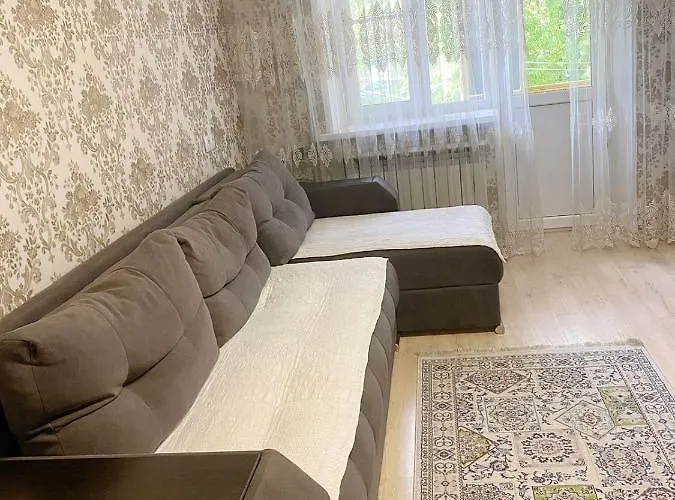 Apartment On Maylin 30 12