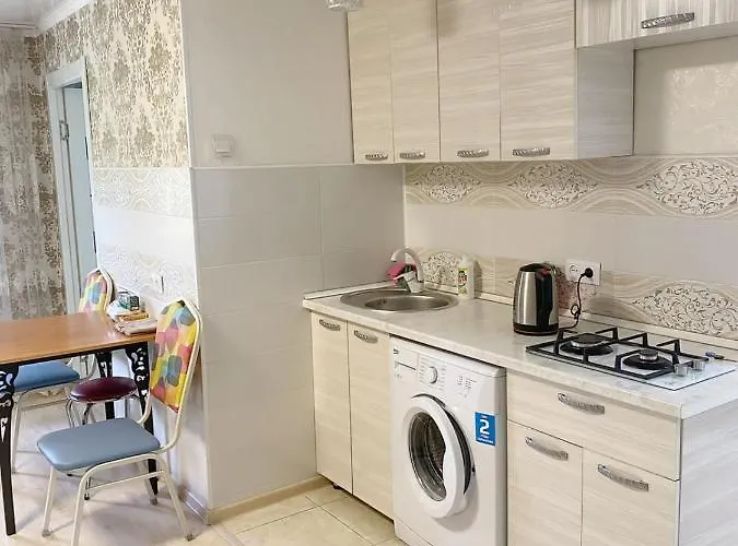 Apartment On Maylin 30 12