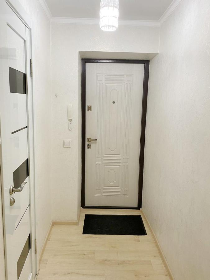 Apartment On Maylin 30 12 *